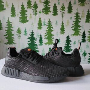 NEW 9.5 Mens NMD_R1 Addidas Shoes.